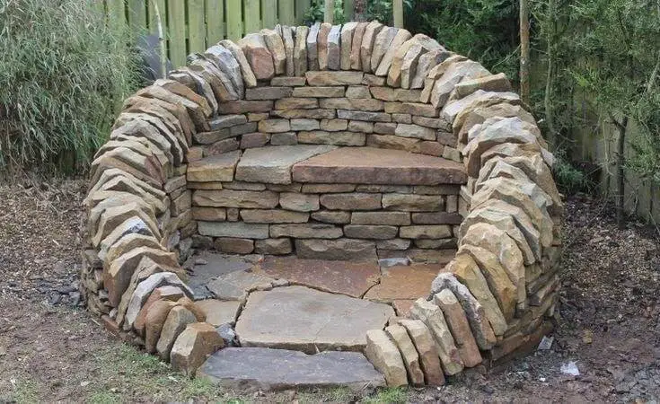 Que faire avec des pierres dans un jardin