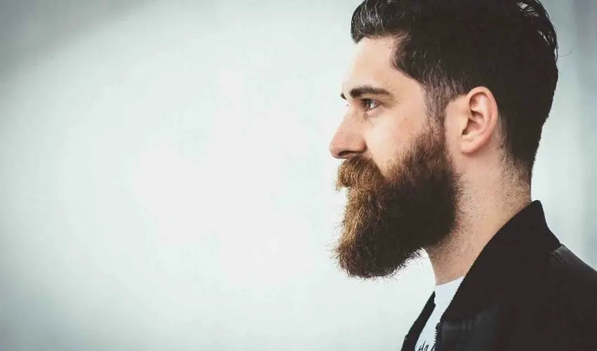 Pourquoi les hommes ont de la barbe