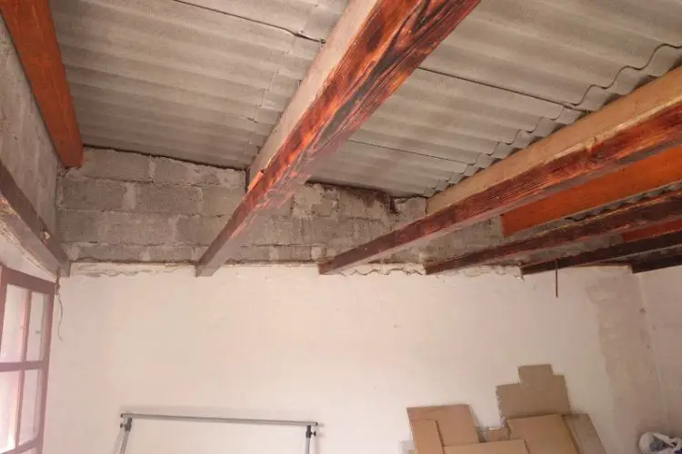 Comment isoler un toit fibro ciment
