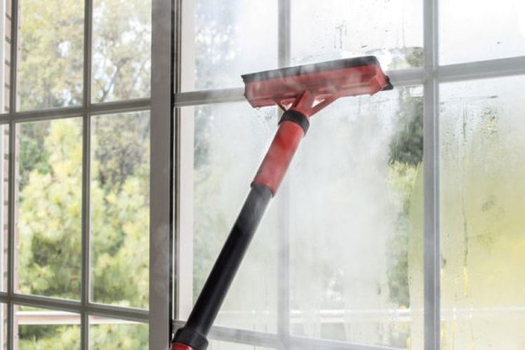 Comment nettoyer les vitres avec un nettoyeur vapeur
